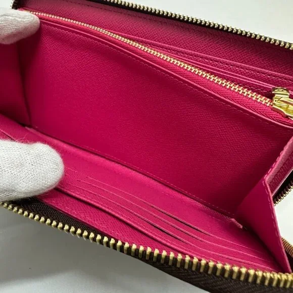 LOUIS VUITTON Monogram Vivienne Amusement Park Zippy Wallet - Picture 4 of 15